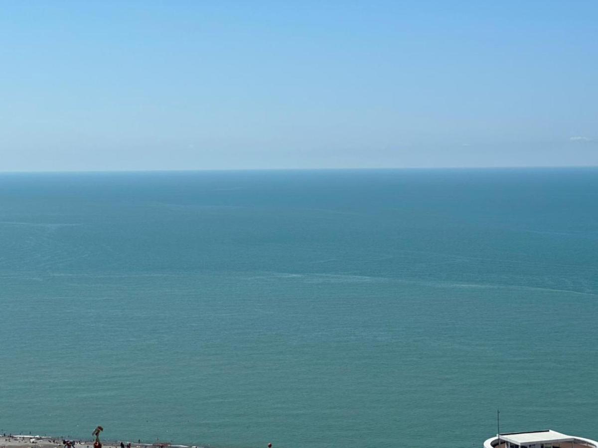 Moonlight Apart-Hotel Batumi Bagian luar foto