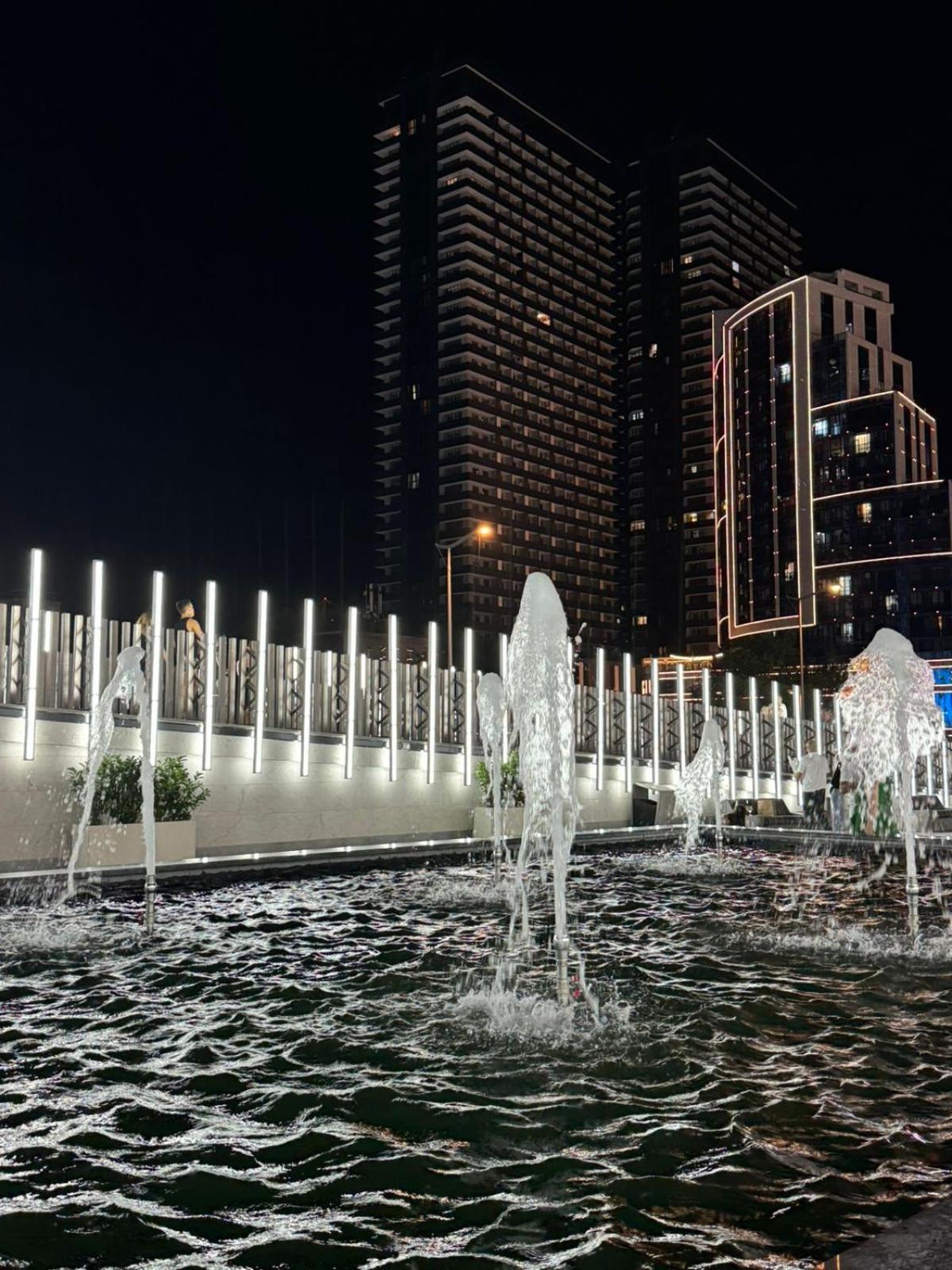 Moonlight Apart-Hotel Batumi Bagian luar foto